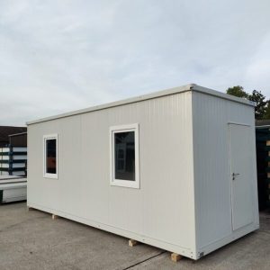 24 Fuß × 9 Fuß Stahl-Lagercontainer – Vandalismussicher & Stapelbar