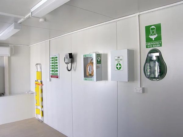 Mobiler Erste-Hilfe-Raum – Voll ausgestatteter 20 Fuß oder 40 Fuß Container - Image 3